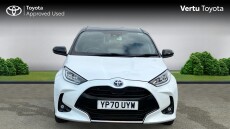 Toyota Yaris 1.5 Hybrid Dynamic 5dr CVT Hybrid Hatchback